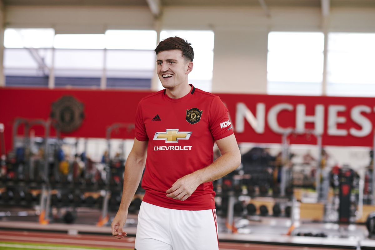 Maguire và Pogba  người xông pha vì MU người thì không!!